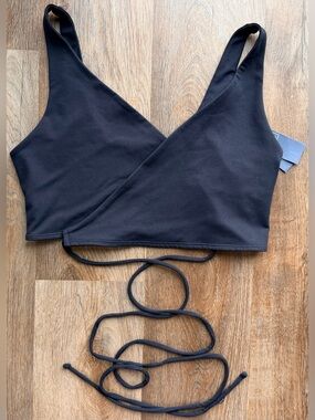 🆕 ABERCROMBIE & FITCH | SoftAF Wrap Crop Top | Surplice Neck | Tie Waist